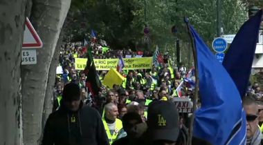 Aproximativ 5.500 de ”veste galbene”, sâmbătă după-amiaza, în ”actul 24”, în Franţa, anunţă Guvernul