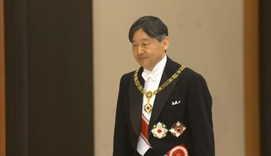Împăratul japonez Naruhito a urcat pe Tronul Crizantemei

