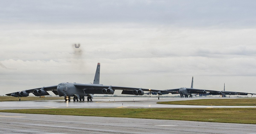 Bombardiere americane de tip B-52 Stratofortress, desfăşurate în Qatar, anunţă Comandamentul central al forţelor americane (CENTCOM)