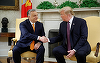 Trump salută, în Biroul Oval, bilanţul lui Orban, care şi-a ”garantat securitatea” ţării