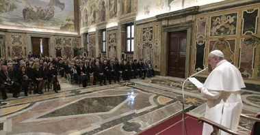 Papa Francisc le-a adus un omagiu jurnaliştilor care au murit în timp ce îşi făceau meseria