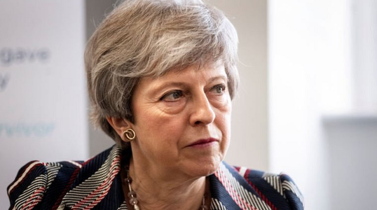 Theresa Mary se pregăteşte să facă o "ofertă îndrăzneaţă" parlamentarilor în legătură cu Brexitul 