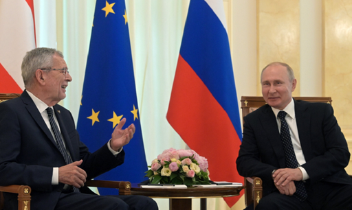 Rusia ”nu are nimic a face” cu scandalul politic din Austria, afirmă Kremlinul