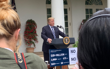 Pelosi îl acuză pe Trump de o ”operaţiune de disimulare”, Trump neagă şi denuţă o ”tentativă de demolare” a sa