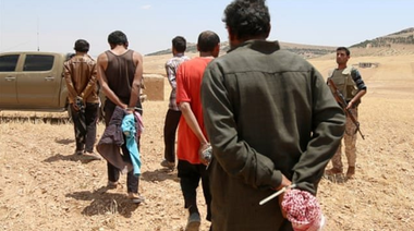 Trei francezi condamnaţi la moarte în Irak, din cauză că au intrat în Statul Islamic