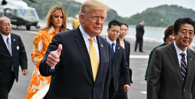 Casa Albă a cerut ca nava care poartă numele lui John McCain să fie ţinută departe de ochii lui Trump în timpul vizitei de stat în Japonia, dezvăluie WSJ