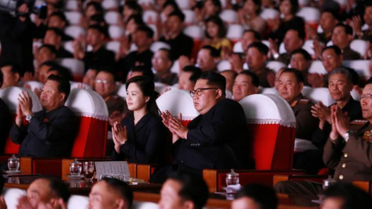 Kim Jong Un, nemulţumit de ultimul spectacol în masă nord-coreean
