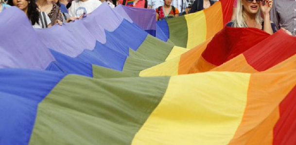 Zeci de mii de persoane au participat la marşul Pride de la Varşovia