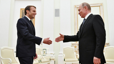 ”Europa trebuie să dialogheze cu Rusia”, îndeamnă Macron