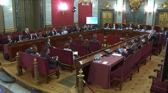 Curtea Supremă spaniolă urmează să pronunţe în toamnă o hotărâre ultransesibilă politic, în urma încheierii procesului celor 12 separatişti catalani