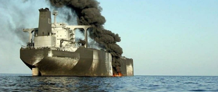 UPDATE - Două petroliere evacuate la Marea Oman, în urma unui presupus atac în largul Iranului