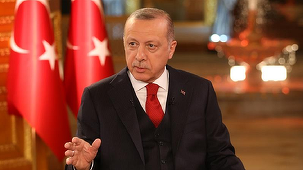 Erdogan acuză ”tirani” egipteni de moartea lui Morsi; emirul Qatarului, profund întristat de moartea subită a fostului preşedinte islamist