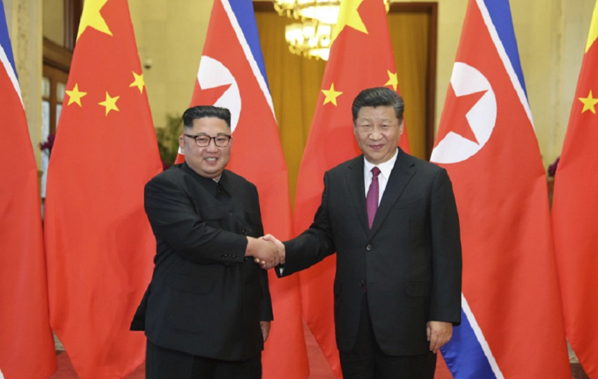 Xi Jinping a ajuns în Coreea de Nord, în prima vizită a unui lider chinez la Phenian în ultimii 14 ani

