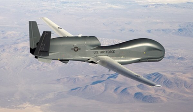 Iranul rămâne în alertă, Trump a renunţat la represalii după doborârea dronei americane