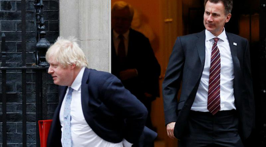 Boris Johnson somat de către colegii săi se explice cu privire la zgomotoasa dispută conjugală cu Carrie Symonds