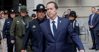 Şeful poliţiei imigraţiei CBP John Sanders demisionează în plină polemică în urma unui raport HRW pe tema condiţiilor de detenţie ale imigranţilor minori