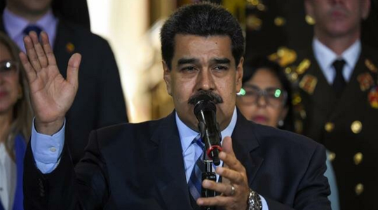 Caracasul afirmă că a dejucat o ”lovitură de stat” militară şi un asasinat al lui Maduro implicând opoziţia, SUA, Columbia şi Chile, Guaido dezminte ironic orice implicare; Rusia anunţă o rotaţie a unor ”tehnicieni” militari în Venezuela