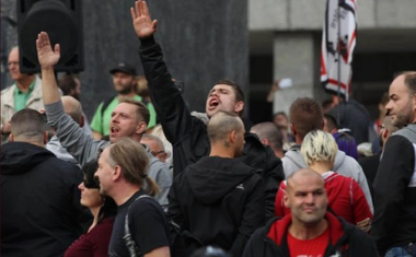 Opt extremişti de drepta, inculpaţi de plănuirea unei revolte violente în Germania