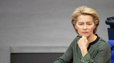 UPDATE - Acord UE asupra nominalizărilor în posturi-cheie; Ursula von der Leyen preşedintă CE, Christine Lagarde directoare BCE, Charles Michel preşedinte al Consiliului, Borrell şef al diplomaţiei europene, Stanişev preşedinte PE. Reacţia lui Iohannis