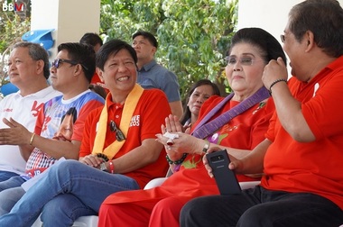 Filipine: Peste 200 de persoane spitalizate după ce ar fi suferit toxiinfecţie alimentară la ziua de naştere a fostei primei doamne Imelda Marcos

