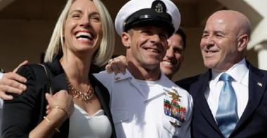 Un subofiţer din Forţele speciale americane, Edward Gallagher, achitat de crimă într-un proces de crime de război