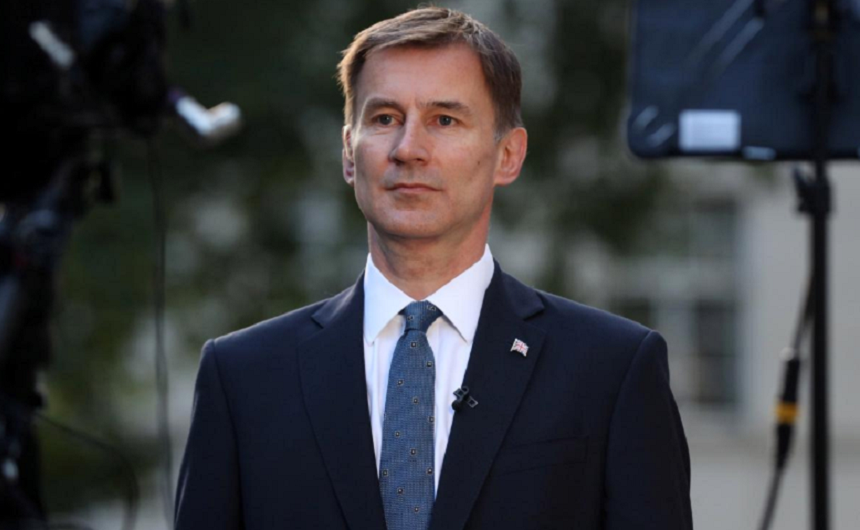 Ministrul britanic de Externe Jeremy Hunt neagă că şi-ar fi exprimat susţinerea faţă de protestele violente din Hong Kong