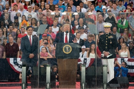 Trump laudă armata americană în discursul de 4 iulie