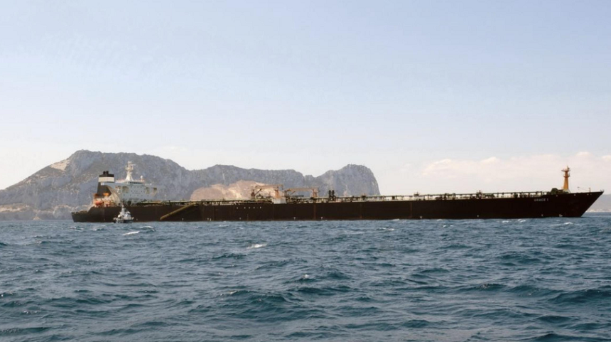 Căpitanul şi secundul petrolierului iranian Grace 1, arestaţi în Gibraltar