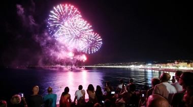 Primul foc de artificii la Nisa de Ziua Naţională a Franţei de la atentatul din 2016