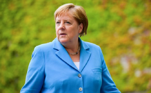 Tremuratul lui Merkel, o problemă ”privată”, apreciază o majoritate a germanilor, relevă un sondaj