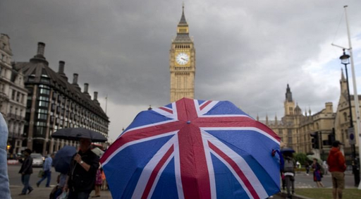 Marea Britanie ar urma să intre în recesiune în cazul unui Brexit fără acord, preconizează OBR