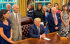 Buzz Aldrin şi Michael Collins, primiţi de Trump la Casa Albă, înainte de marcarea unei jumătăţi de secol de la prima aselenizare umană