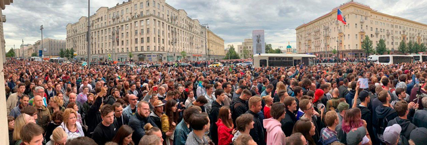 Manifestaţie la Moscova pentru alegeri locale libere