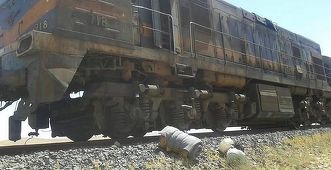 Un tren cu fosfat, ţinta unui atac ”terorist” în centrul Siriei