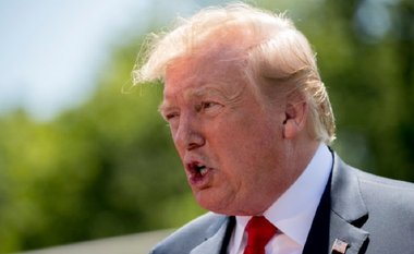 Trump reiterează că nu va urmări la televizor audierea lui Mueller în Congres şi-l atacă din nou