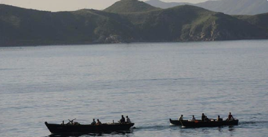 Seulul trimite înapoi în Nord trei pescari nord-coreeni
