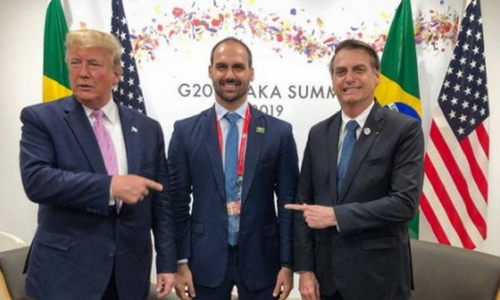 Trump, pregătit să-l primească pe fiul lui Bolsonaro în funcţia de ambasador al Braziliei în SUA