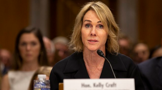 Kelly Craft, soţia unui miliardar în domeniul cărbunelui şi o veche donatoare a Partidului Republican, confirmată în Senat în postul de ambasadoarea SUA la ONU, succesoarea lui Nikki Haley