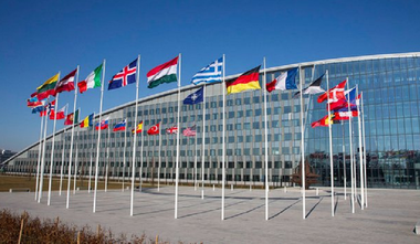 NATO acuză Rusia că ”poartă întreaga responsabilitate a dispariţiei” Tratatului INF şi avertizează că va răspunde în mod măsurat şi responsabil ameninţării rachetelor ruse de tip Novator