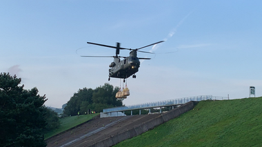Aproxmativ 6.500 de persoane evacuate în apropiere de oraşul britanic Manchester, în urma avarierii unui baraj din cauza ploii