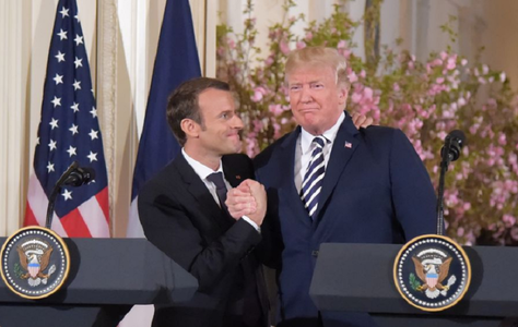 Trump îi reproşează lui Macron că vorbeşte cu Iranul în numele Statelor Unite