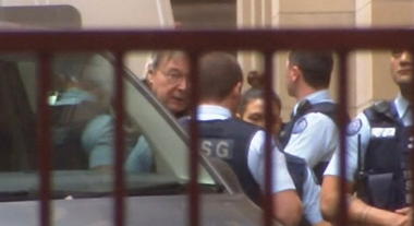 Condamnarea la şase ani de închisoare cu privire la pedofilie a cardinalului George Pell, conformată în apel