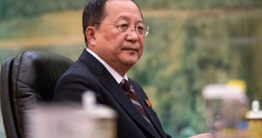 Coreea de Nord este pregătită atât de dialog, cât şi de confruntare cu SUA, afirmă ministrul nord-coreean de Externe Ri Yong Ho şi îl atacă dur pe Pompeo, ”o toxină ireductibilă a diplomaţiei americane”