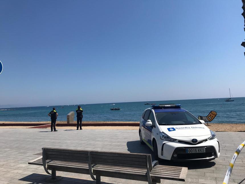 O plajă din Barcelona a fost evacuată după ce în apă s-a descoperit un dispozitiv exploziv - VIDEO