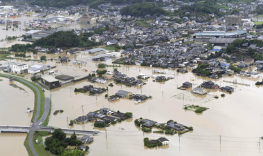 Inundaţii record în Japonia. Mai multe persoane au murit

