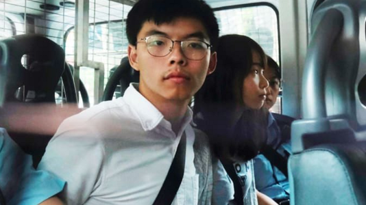 Activistul în favoarea democraţiei din Hong Kong Joshua Wong, în drum către Germania şi urmează să se ducă în SUA