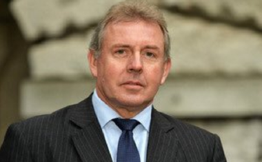 Fostul ambasador considerat ”prost” de către Trump, Kim Darroch, înnobilat