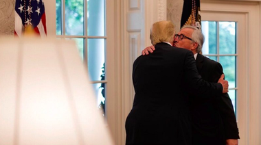Juncker afirmă că Trump îl apreciază mult şi consideră apelativul ”ucigaş brutal” un elogiu al abilităţilor sale de negociator