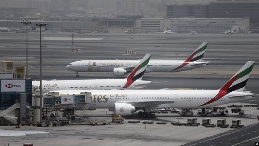 Aeroportul din Dubai închis pentru scurt timp, două zboruri redirecţionate din cauza unor activităţi suspecte cu drone