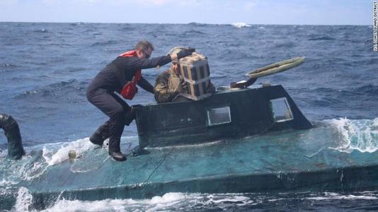 Paza de coastă americană a capturat un „submarin cu narcotice” în valoare de 165 de milioane de dolari

